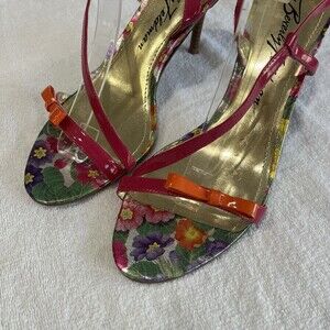 Beverly Feldman Pink Patent Leather Bow Detail Sexy Strappy Sandal 10 Classic